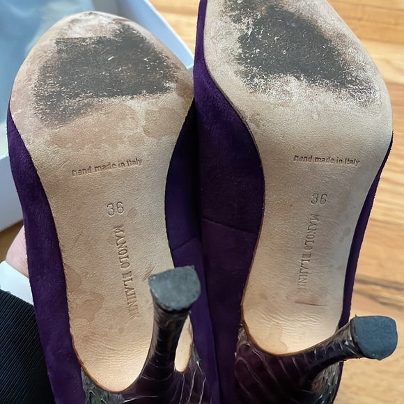 Manolo Blahnik Purple Velvet Heels - Picture 9 of 10